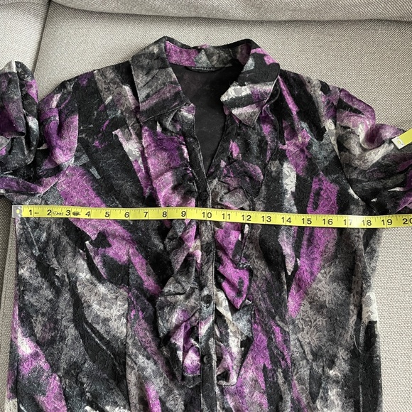 Conrad C Collection Gorgeous Lace Blouse - Picture 5 of 8